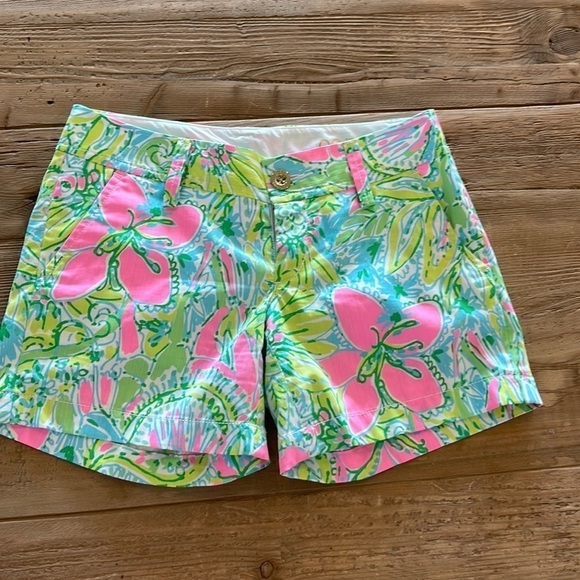 Lilly Pulitzer Callahan Short Size 00 - Picture 1 of 6